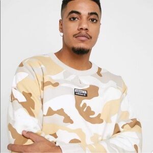 ADIDAS CAMOUFLAGE CREWNECK SWEATSHIRT FOR MEN